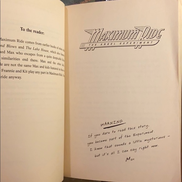 Maximum ride 4 book set - Picture 9 of 16